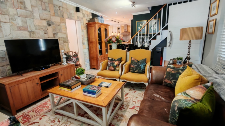 3 Bedroom Property for Sale in Groot Brakrivier Central Western Cape